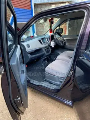 Suzuki Wagon R FZ 2014 Car (Used)