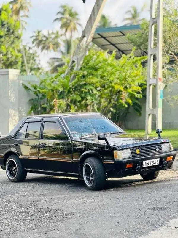 Mitsubishi Lancer Box 1981 Car (Used)