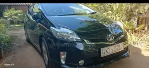 Toyota Prius S Touring 2011 Car (Used)