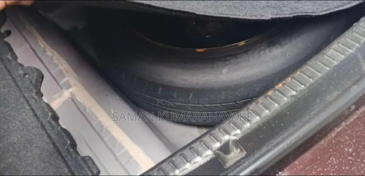 Toyota Axio 2014 Car (Used)