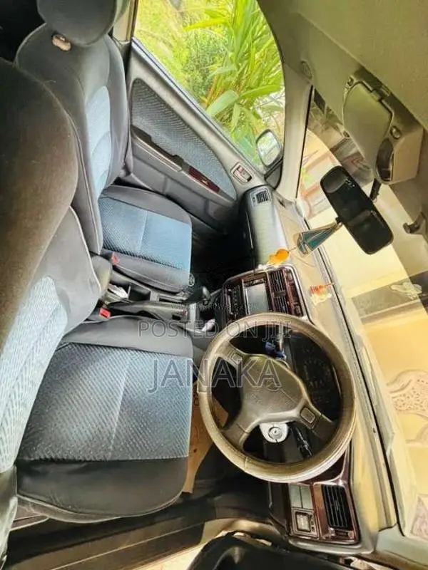 Toyota Carina 1997 Car (Used)