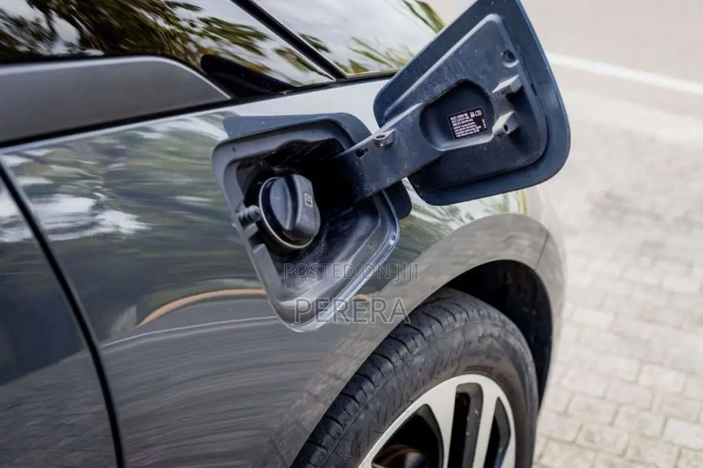 BMW I3 Rex Plugged In Hybrid 2016 Car (Used)