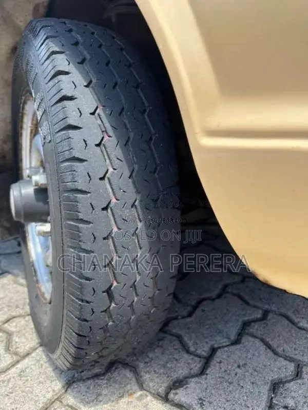 Nissan B310 1980 Car (Used)