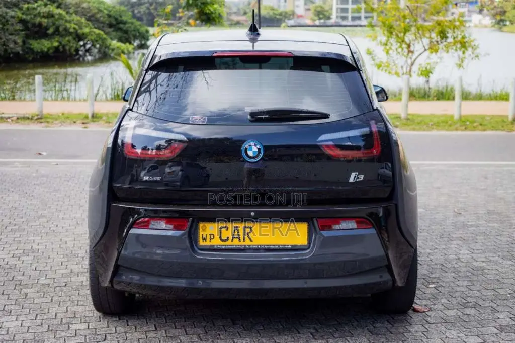 BMW I3 Rex Plugged In Hybrid 2016 Car (Used)