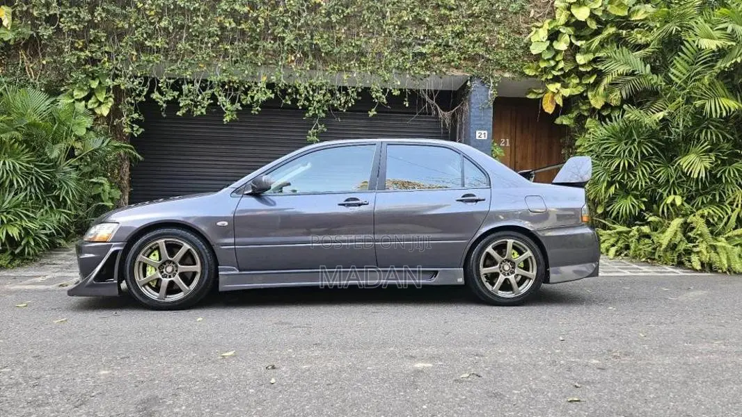 Mitsubishi Lancer Evolution 8 2005 Car (Used)