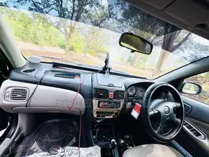 Nissan N16 2006 Car (Used)