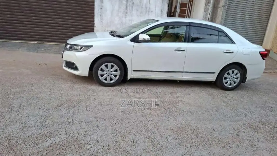 Toyota Premio 2016 Car (Used)
