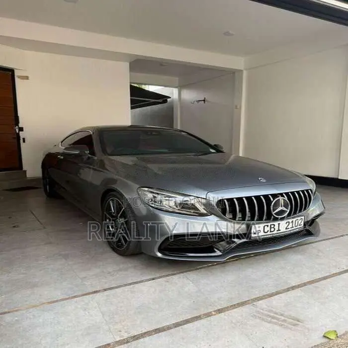 Mercedes-Benz C200 Coupe 2019 Car (Used)