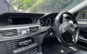 Mercedes-Benz E200 2014 Car (Used)