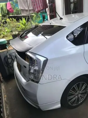 Toyota Prius 2011 Car (Used)