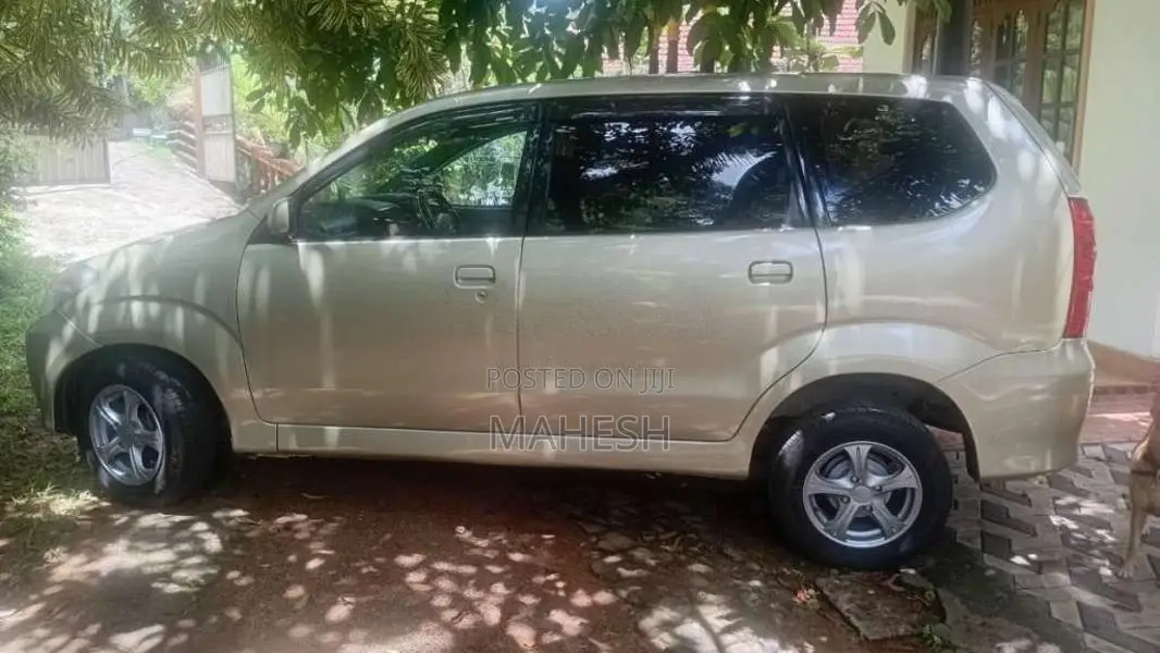 Toyota Avanza 2006 Car (Used)