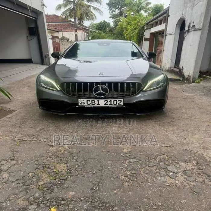 Mercedes-Benz C200 Coupe 2019 Car (Used)