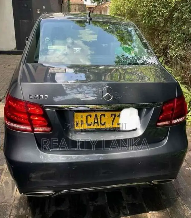 Mercedes-Benz E200 2014 Car (Used)