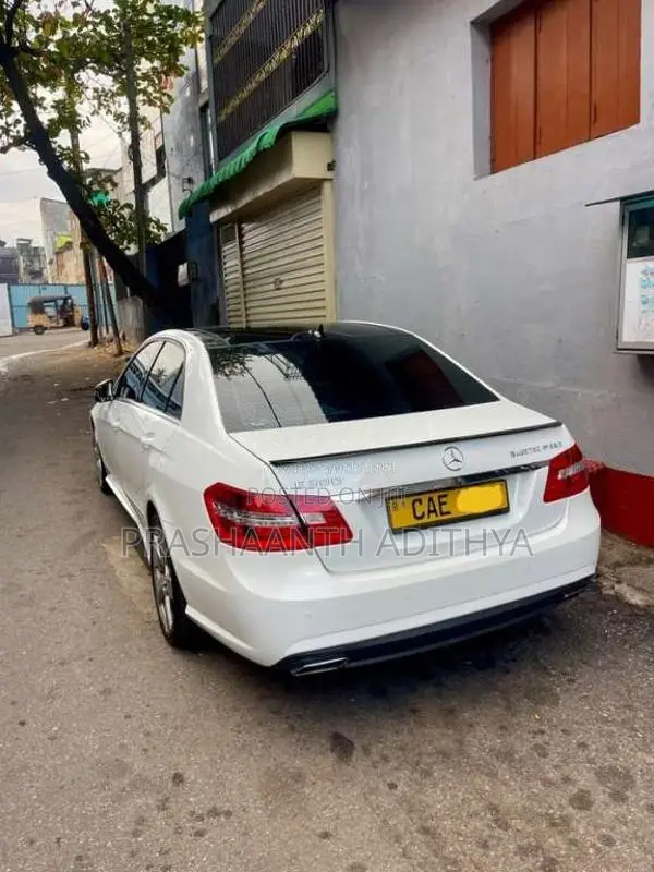 Mercedes-Benz E300 2013 Car (Used)