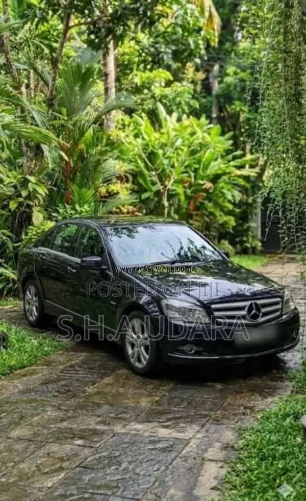 Mercedes-Benz C180 2010 Car (Used)
