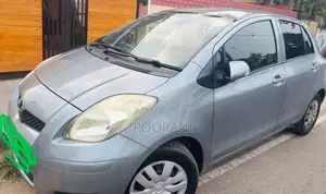 Toyota Vitz 2009 Car (Used)
