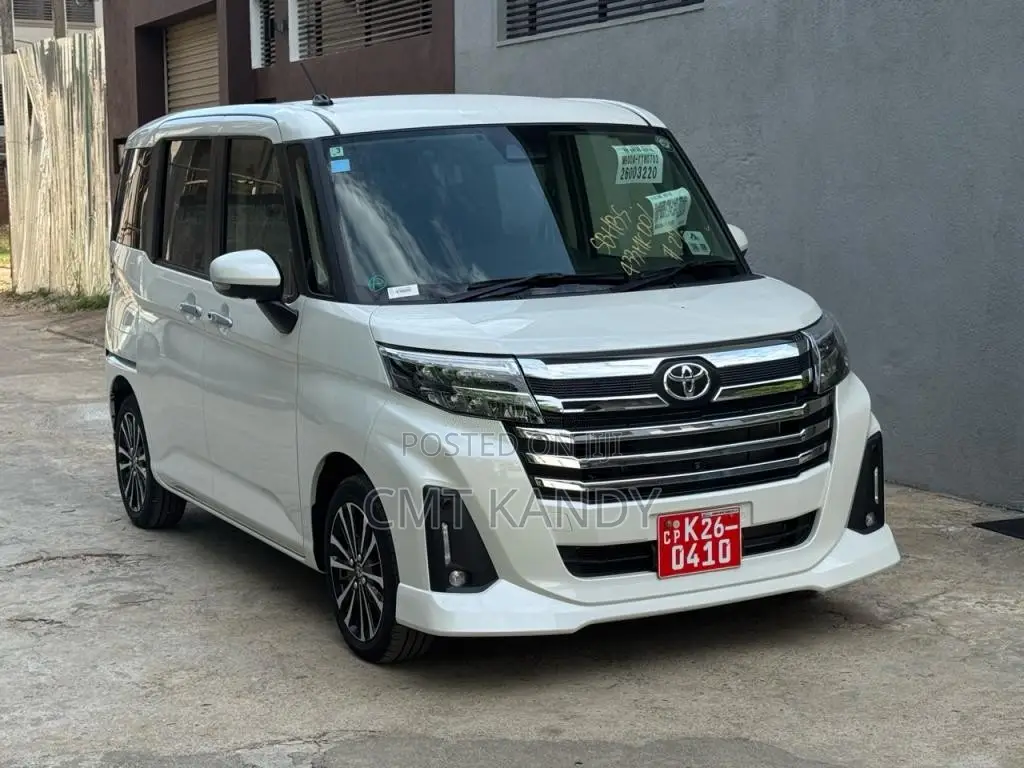 Toyota Roomy Custom GT Turbo 2025 Car Unregistered (Recondition)