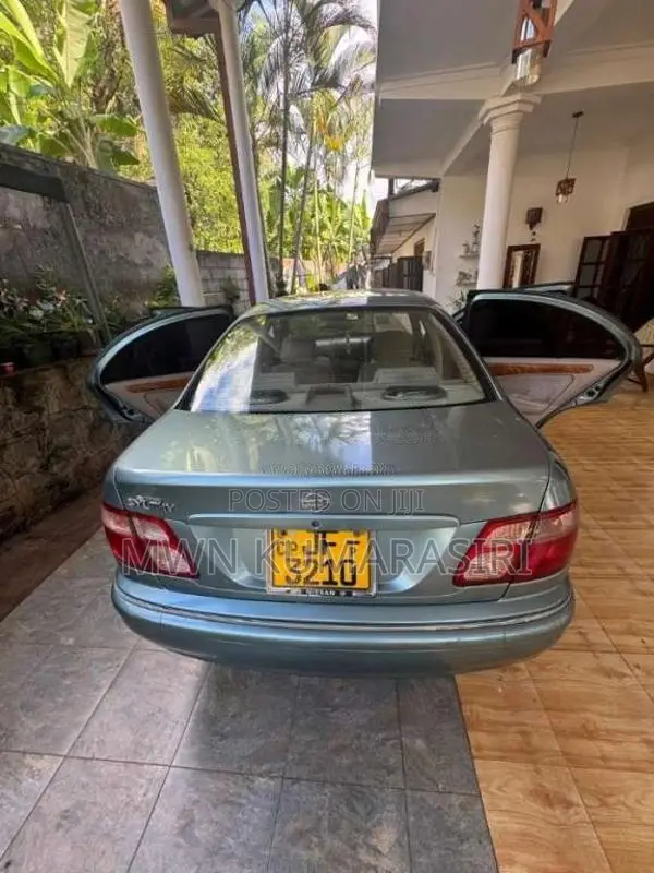 Nissan N17 SYLPHY 2000 Car (Used)