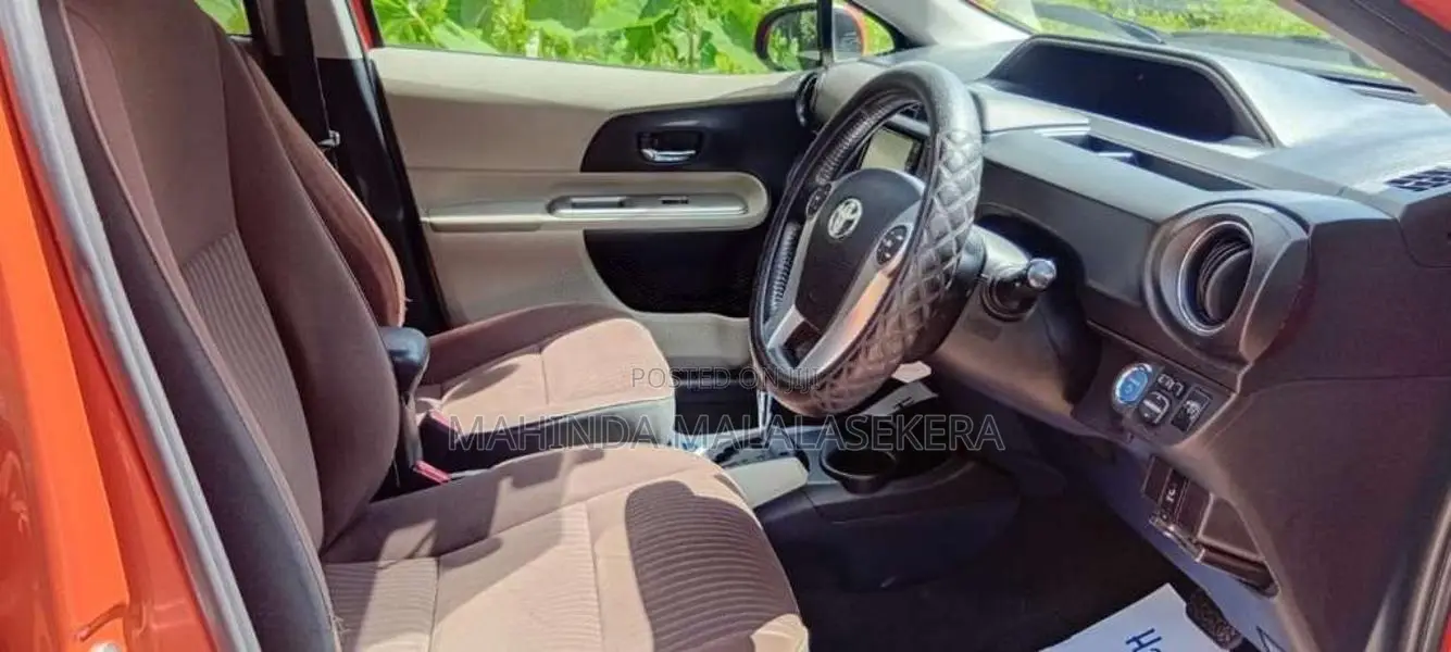 Toyota Aqua 2012 Car (Used)
