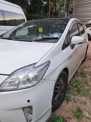 Toyota Prius 2012 Car (Used)