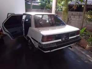 Toyota Carina 1988 Car (Used)