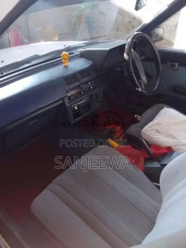 Toyota Carina 1988 Car (Used)