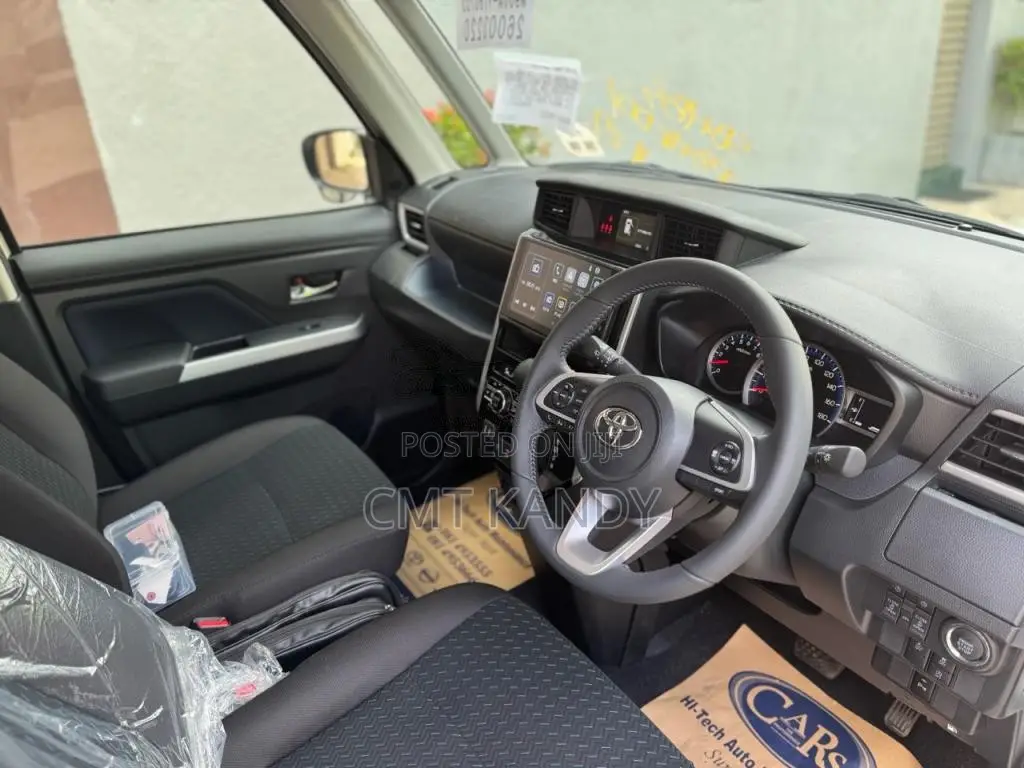 Toyota Roomy Custom GT Turbo 2025 Car Unregistered (Recondition)