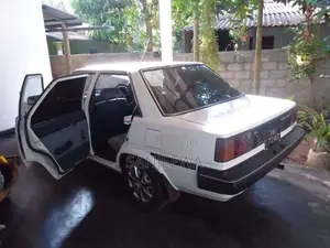 Toyota Carina 1988 Car (Used)