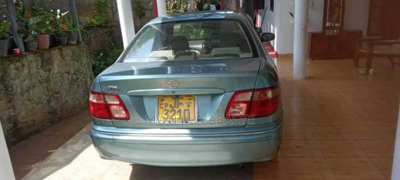 Nissan N17 SYLPHY 2000 Car (Used)