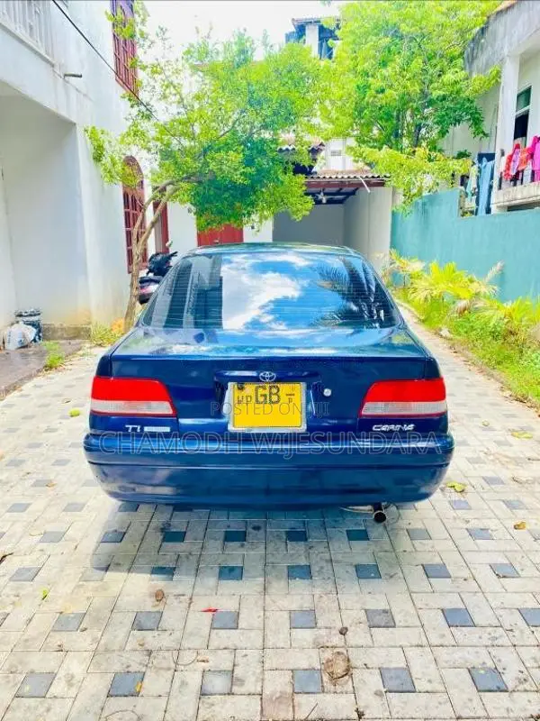 Toyota Carina AT212 2000 Car (Used)