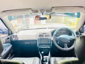Toyota Carina AT212 2000 Car (Used)