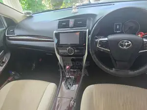 Toyota Premio G SUPERIOR 2016 Car (Used)
