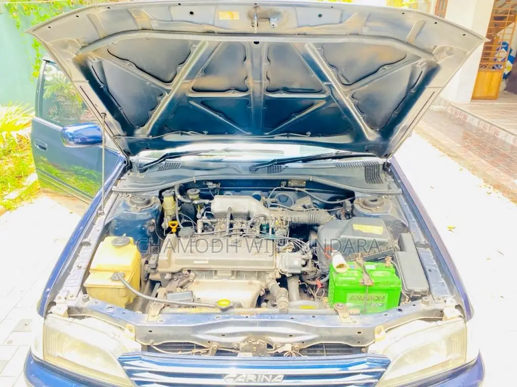 Toyota Carina AT212 2000 Car (Used)