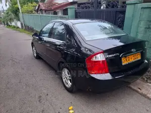 Kia Cerato 2005 Car (Used)