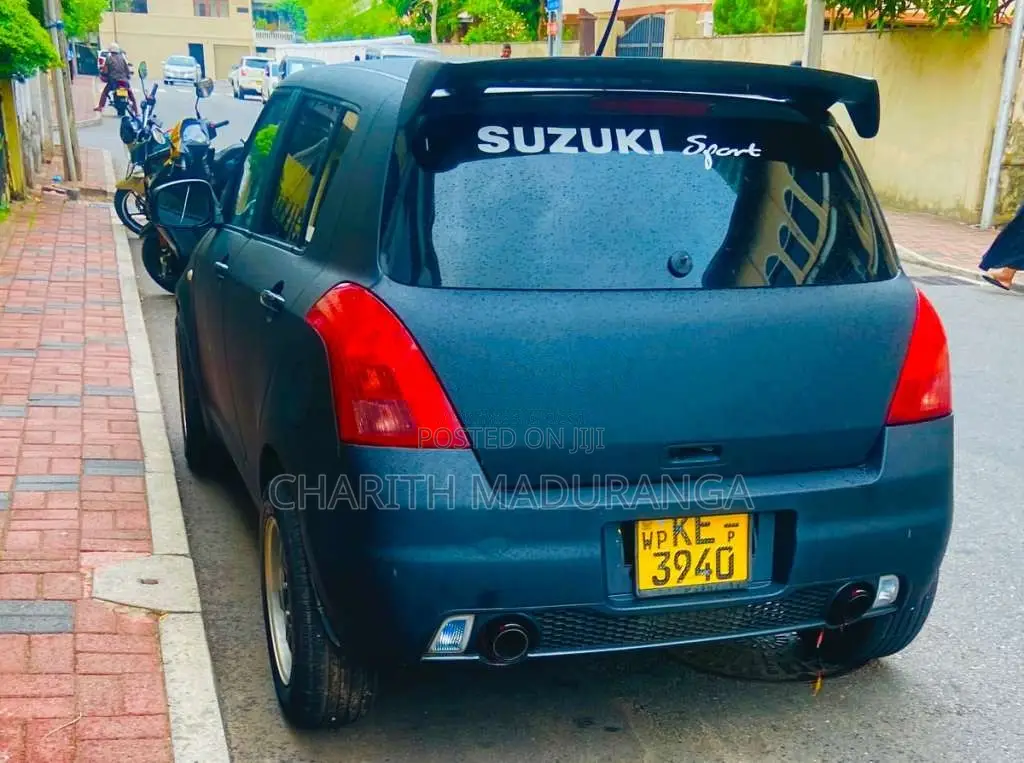 Suzuki Swift 2005 Car (Used)