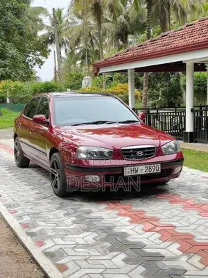 Hyundai Elantra 2000 Car (Used)
