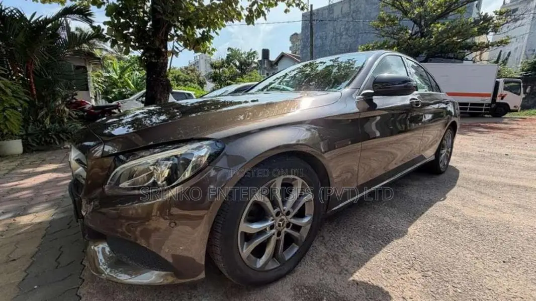 Mercedes-Benz C160 2018 Car (Used)