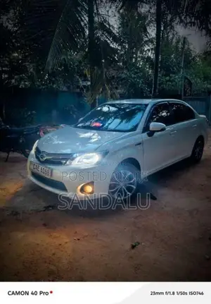 Toyota Axio 2015 Car (Used)