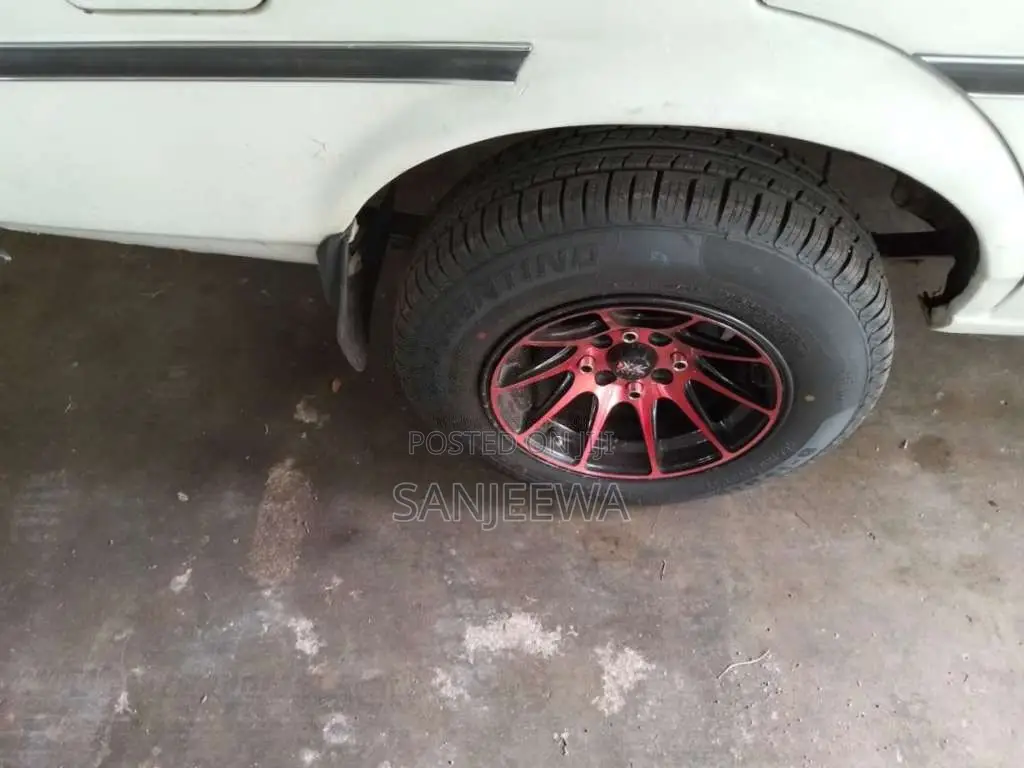 Toyota KE 74 1978 Car (Used)