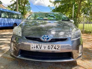 Toyota Prius 2011 Car (Used)