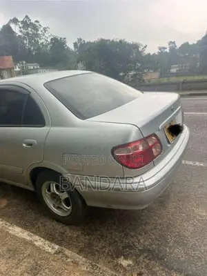 Nissan N16 2000 Car (Used)