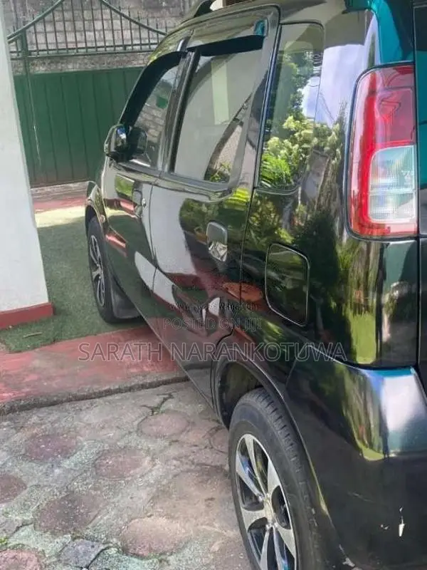 Suzuki Swift 2004 Car (Used)