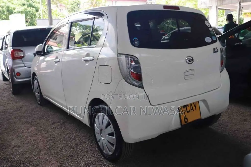 Daihatsu Mira 2016 Car (Used)