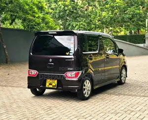 Suzuki Wagon R Fz 2018 Car (Used)