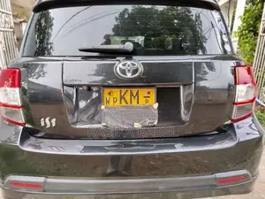 Toyota IST 2008 Car (Used)