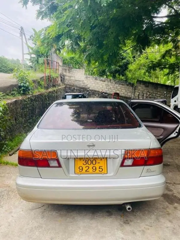 Nissan Ex Saloon 1996 Car (Used)