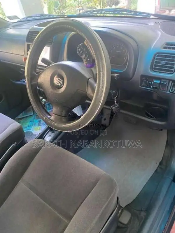 Suzuki Swift 2004 Car (Used)