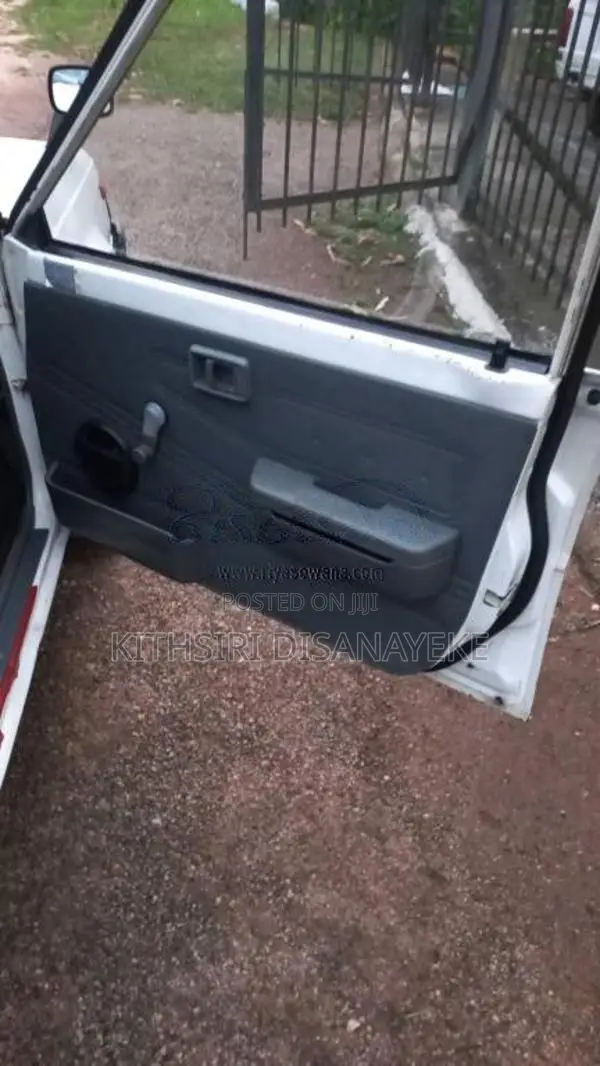 Nissan AD Wagon 1983 Car (Used)