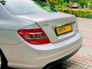 Mercedes-Benz C180 2011 Car (Used)