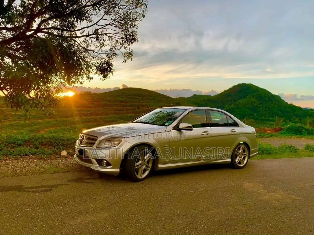 Mercedes-Benz C180 2011 Car (Used)